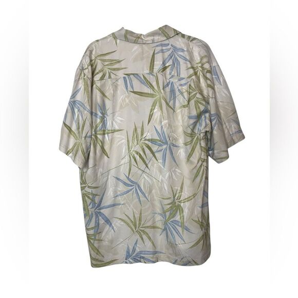 TOMMY BAHAMA BEIGE FLORAL TROPICAL HAWAIIAN BUTTON UP SHORT SLEEVE SHIRT LARGE - Picture 8 of 8